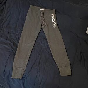 Girls, Hollister, slim leg sweatpants, size small